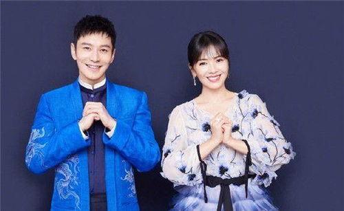 杨颖搞笑拜年.黄晓明,甜蜜互动引网友热议